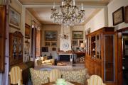 Villa Lilly, with private Garden and Parking, 800 mt to Lucca City center