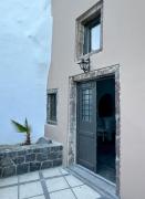 Top Emporio Santorini