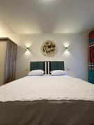 شقه غرفتين في بورتو مرينا vip