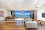 Incredible Views, Open Spaces, Luxury Escapes Townsville Villa