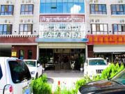 Top Lhasa