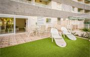 Awesome Apartment In El Campello