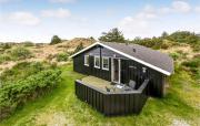 Three-Bedroom Holiday Home In Hvide Sande