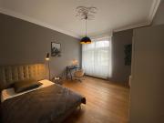 Zimmer mit Stuck in -Living Apartment Liebig54