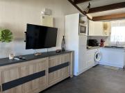 Saint-Cyprien : Studio Moderne avec Piscine et Parking - FR-1-793-13