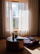 Top Shangri-La