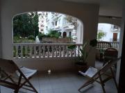 Amplio apartamento al lado del mar