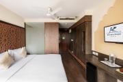 Top Candolim