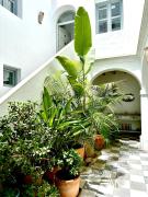 Spacious Private Vejer Patio Home