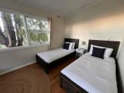 Pine Hill Cottage - shabby chic & peaceful haven