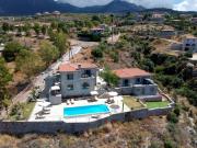 Irini Villa by Elrin Villas Mani