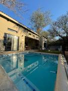 Afri Villa Stays - Luxury Bush Villa Bird