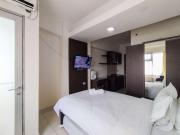 Modern Studio Design at Harvard Jatinangor Apartment By Travelio