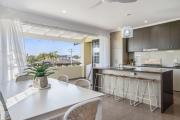 Villa Sangiovese - Unit Two - 2-2 Heath Street