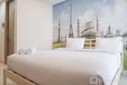 Minimalist and Comfort Studio at Gold Coast Apartment By Travelio
