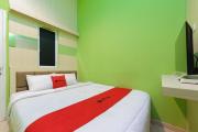 RedDoorz near Stasiun Palmerah