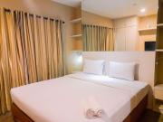 Modern and Cozy Studio at Student Park Apartment By Travelio