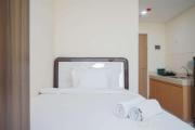 Simply Look Studio Apartment at B Residence By Travelio