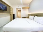 Homey and Modern Studio The Alton Apartment By Travelio