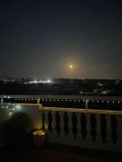 Golden Sunset Apartment