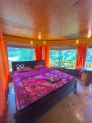 Swindo Homestay 77, Room 1