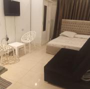 استديو غرفه فندقيه ذات فرش وفيو مميز جدا بقرية بورتو جولف مارينا