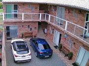 Pousada Queiroz em Frente ao Parque Beto Carrero