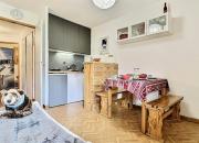 Résidence Divaria - Studio cabine 4 personnes à Tignes au pied des pistes et proche des commerces dans le quartier du Lac. Situé en rez de jardin d MAE-2114