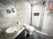 Red apartment excelente ubicacion Laurles Los molinos