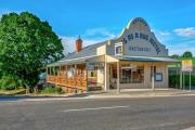 Top Omeo