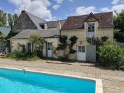 Maison au cœur des châteaux.