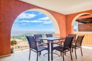 Sea view apartment 6 pers near the beaches in Agay