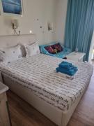 Top Douăzeci şi Trei August