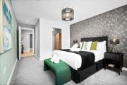 Stylish Apartment - Secure Parking - Gated Development - Near JQ & Birmingham City Centre 6SH