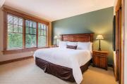 Catamount Lodge 201 by East West Hospitality