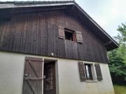 Proche de Genève et des stations de ski Ménage fait par le client-Very good prices but you have to cl-ean t-he room