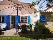 Studio avec kitchenette salle de bain et wc partagé