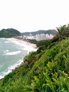 Não façam reservas eles reabrem as datas porém não está disponível