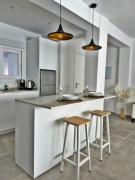 new & luxurious beach apartment