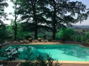 Mountain retreat in the Pyrénées, glorious views, fire pit & pool - Sleeps 14