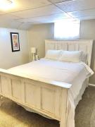 Comfy Pocatello home-central to park and grocery