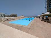 FortCambridge 2BR, pool, Terrace