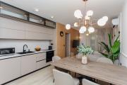 Stunning apartment Bella on Žnjan Beach, private parking