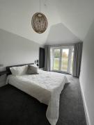 Luxury modern apartment with free private parking