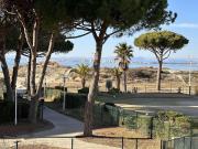 Appartement 2 Pièces avec Terrasse, Parking Privé - FR-1-731-90