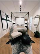 Beachfront Luxury Studio in Bondi Beach