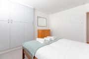 Contemporary 2BD Flat - 1 Min to Pimlico Station!