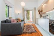 Cosy 2 bed flat with terrace near Av Liberdade