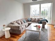 Centrally located 1BR Apt near Edg Cricket, University of Bham, Priory Hospital & Cannon Hill Park