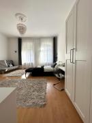 Elizabeth Boulevard Apartment Elizabeth Boulevard Apartment